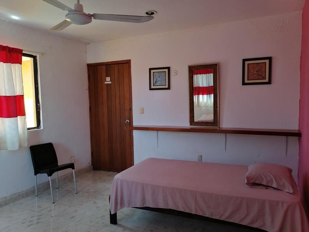 Hostal Casa Asher Кампече Екстериор снимка
